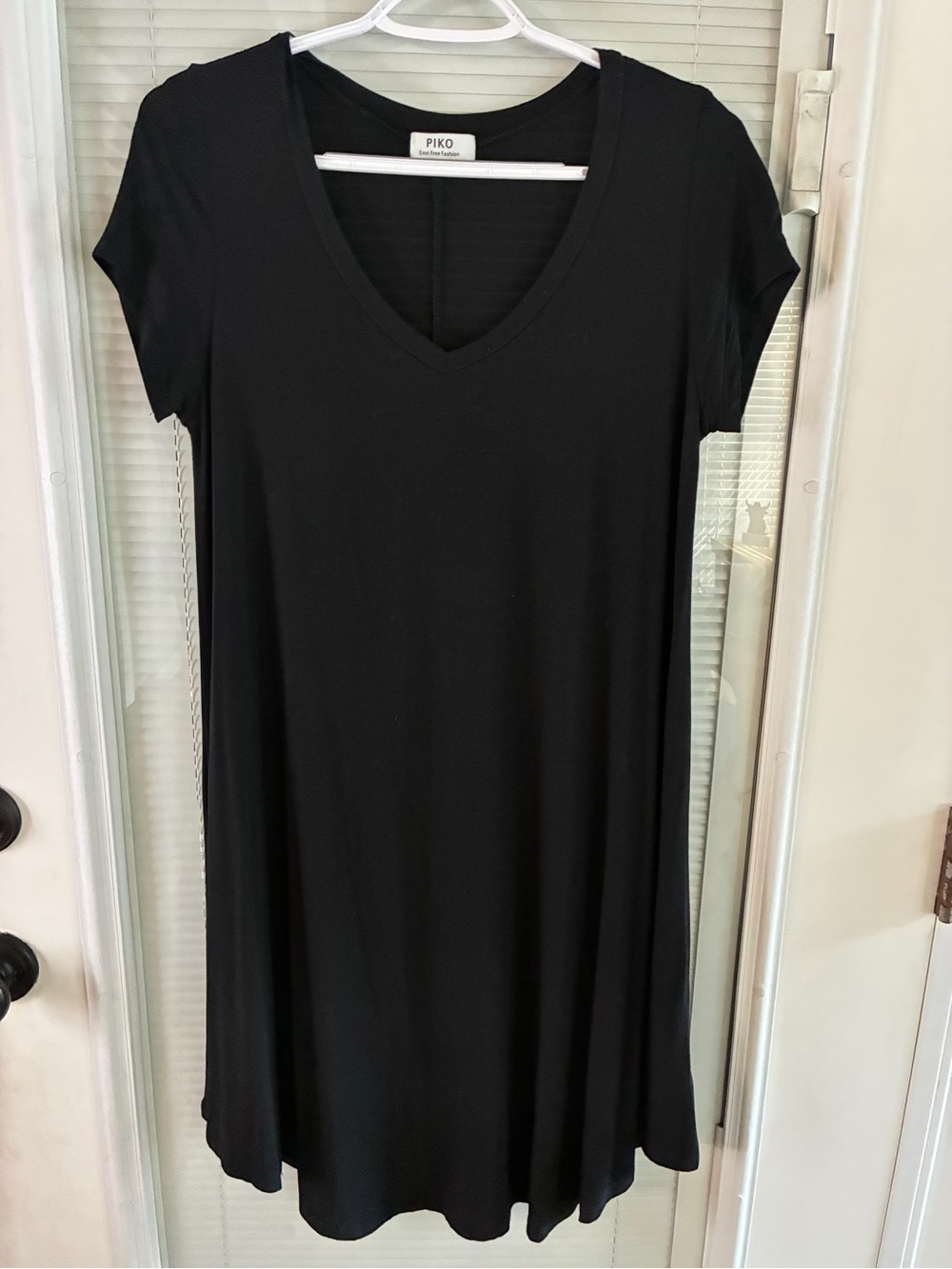 Piko 1988 Black V-Neck Swing Tunic